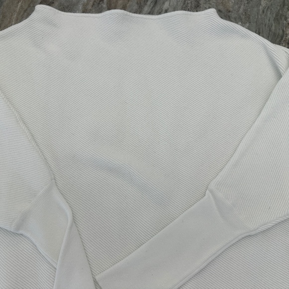 WHITE BOATNECK SWEATER - Picture 1 of 6